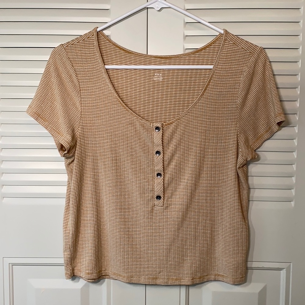 •American Eagle Top• - Picture 1 of 5